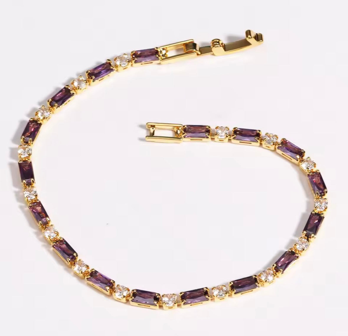 צמיד דגם Amathus