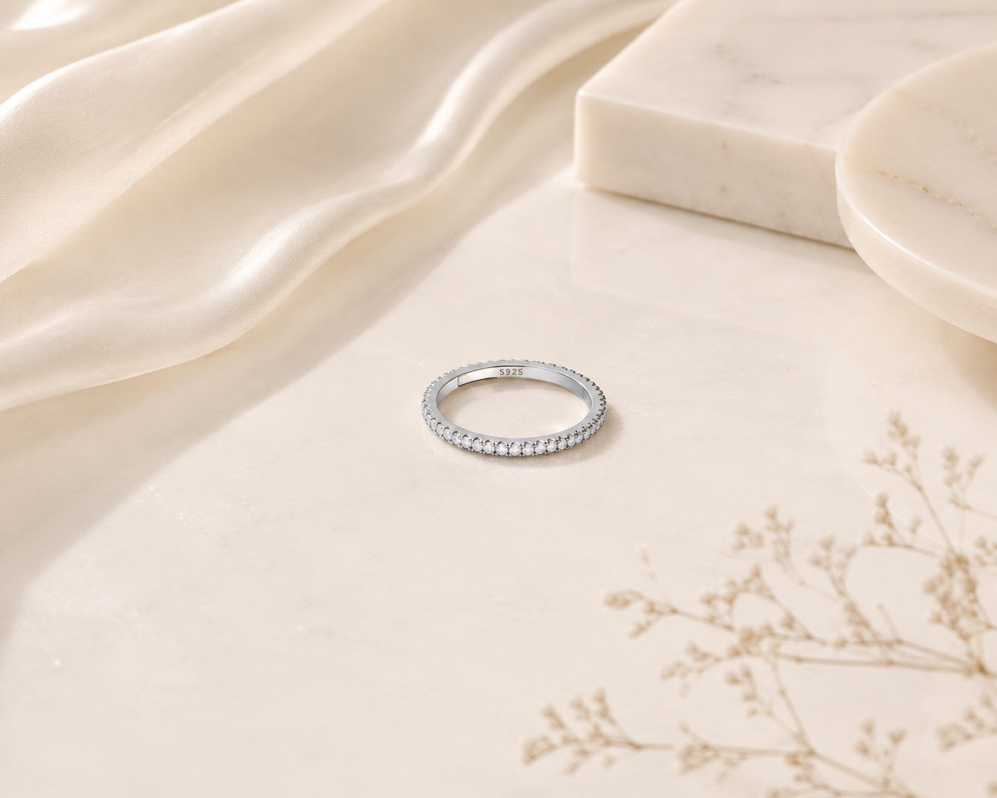 Lola טבעת דגם